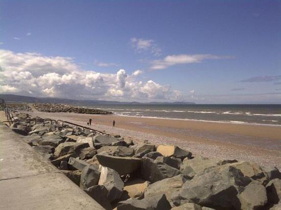 Caravan Hire Golden Sands Sea Front Kinmel Bay Экстерьер фото