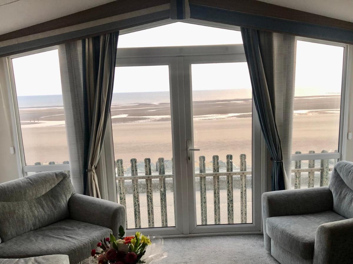 Caravan Hire Golden Sands Sea Front Kinmel Bay Экстерьер фото